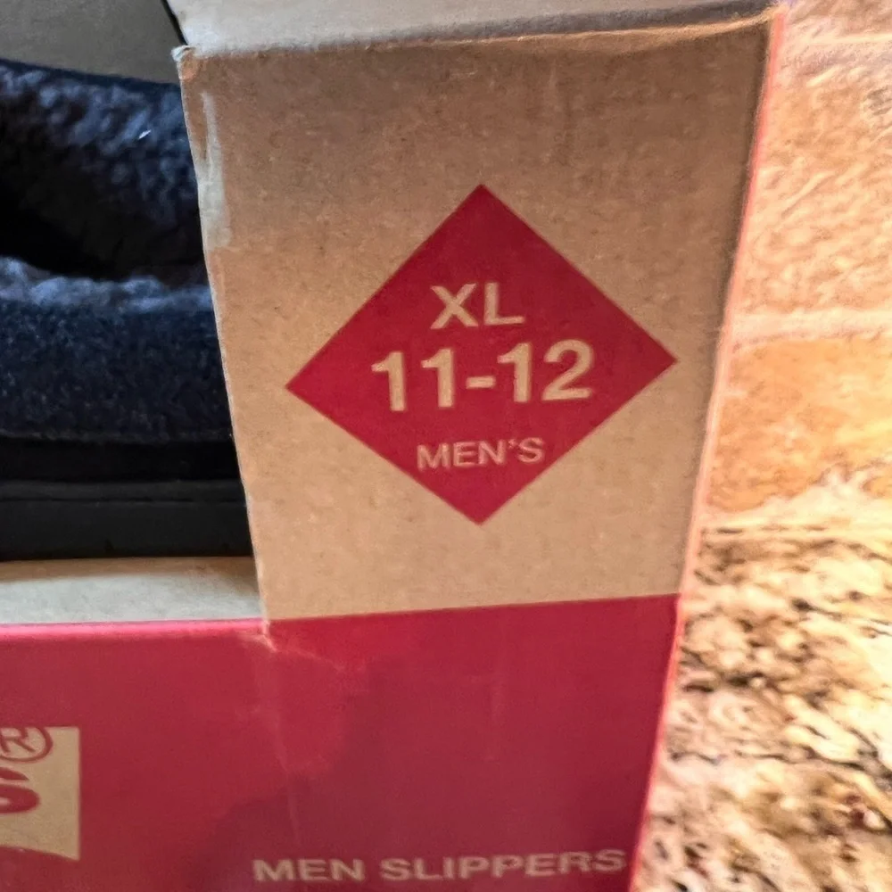 Levi's Men's Black Slip-On Loafers / Slippers